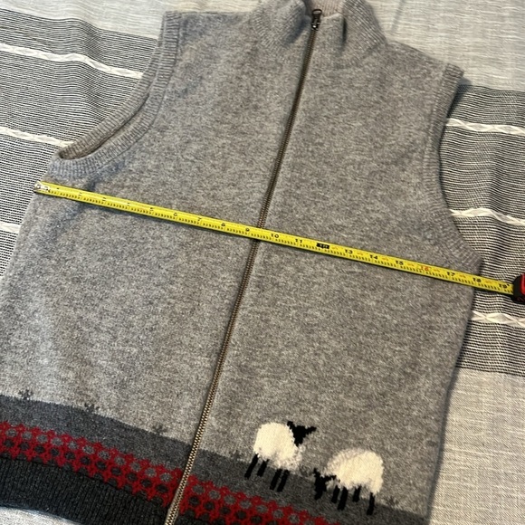 Woolrich sweater vest lambswool featuring cute sheep - Picture 4 of 7